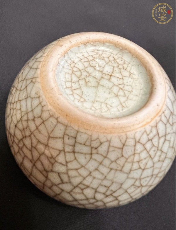 古玩陶瓷哥釉水呈真品鑒賞圖