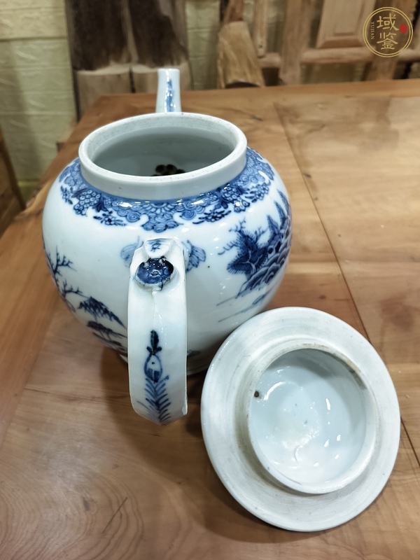 古玩陶瓷清乾隆 青花山水紋執壺真品鑒賞圖