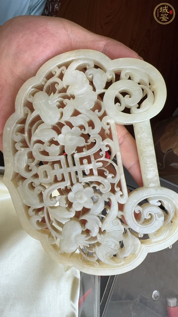 古玩玉器和田玉鎖型佩真品鑒賞圖
