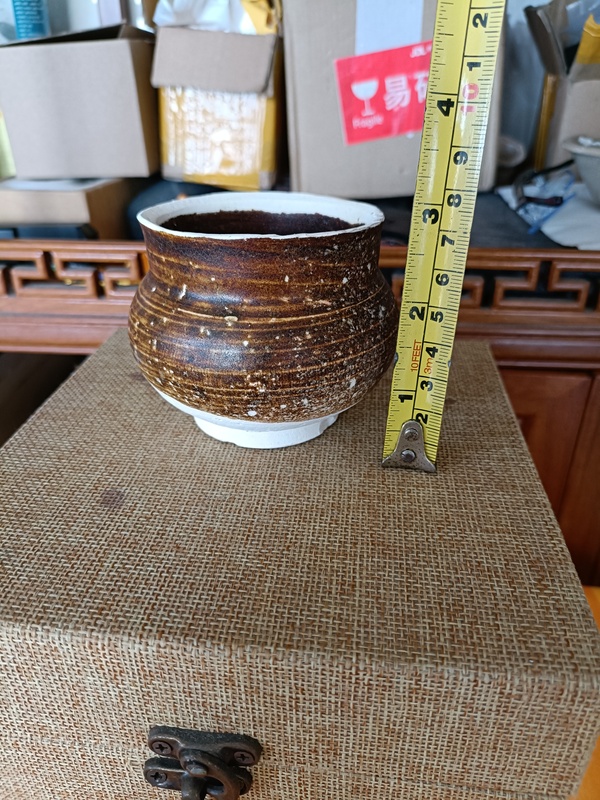 古玩陶瓷宋代十大名窯之一吉州窯醬釉水盂拍賣，當(dāng)前價格1980元