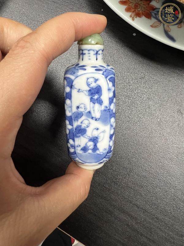 古玩陶瓷青花嬰戲圖鼻煙壺真品鑒賞圖
