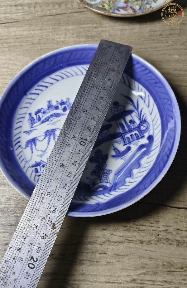 古玩陶瓷青花亭臺樓閣山水盤真品鑒賞圖