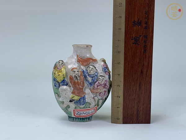 古玩陶瓷煙壺真品鑒賞圖