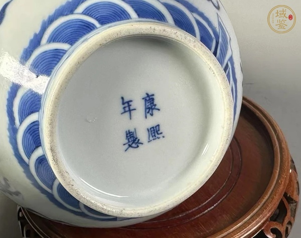 古玩陶瓷青花龍紋瓶真品鑒賞圖