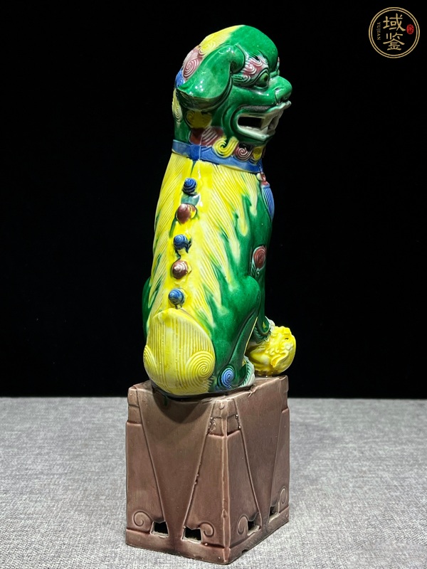 古玩陶瓷素三彩獅子瓷塑 真品鑒賞圖