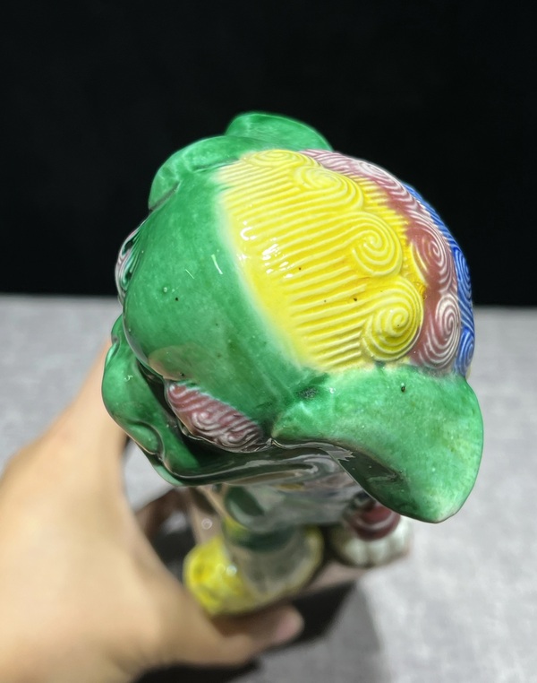 古玩陶瓷素三彩獅子瓷塑拍賣，當前價格920元