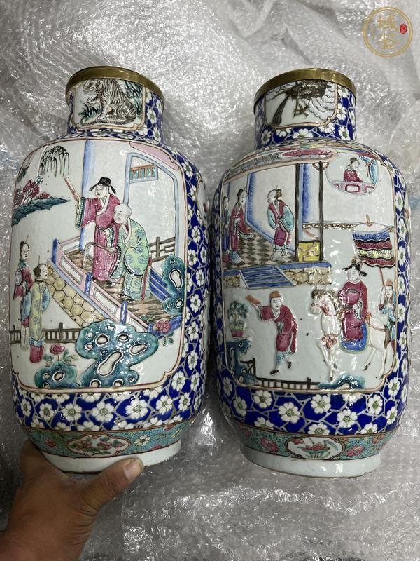 古玩陶瓷人物紋粉彩瓶真品鑒賞圖
