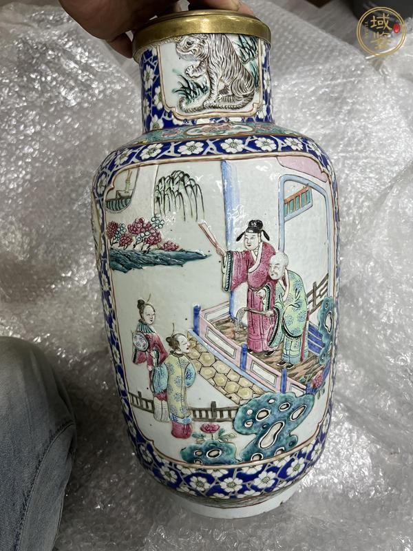 古玩陶瓷人物紋粉彩瓶真品鑒賞圖