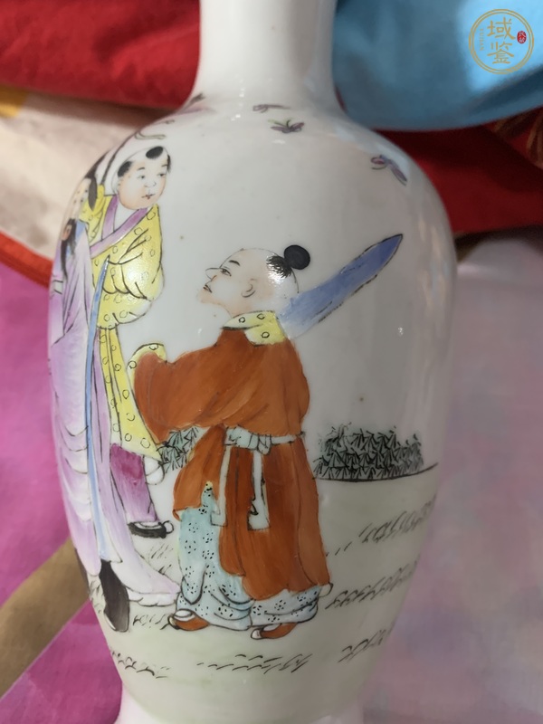 古玩陶瓷粉彩人物故事紋撇口瓶真品鑒賞圖