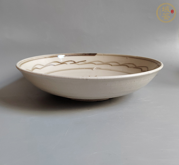 古玩陶瓷磁州窯花卉紋盤真品鑒賞圖
