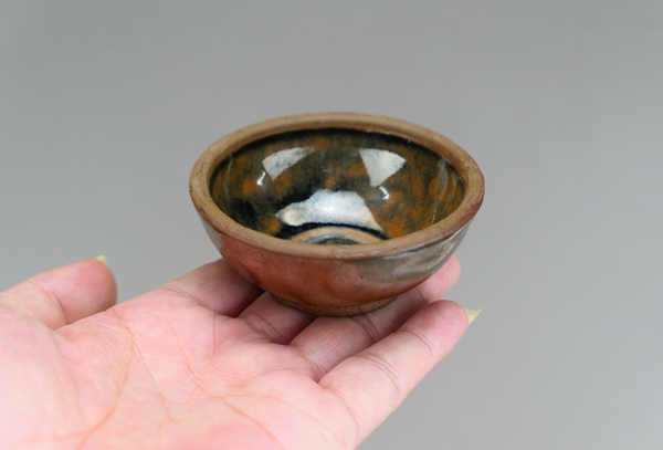 古玩陶瓷明末清初.窯變黑釉茶盞拍賣,當(dāng)前價格1元