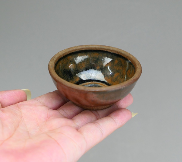 古玩陶瓷明末清初.窯變黑釉茶盞拍賣,當(dāng)前價格1元