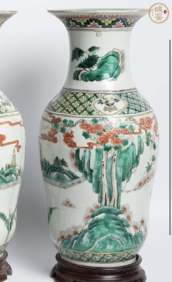 古玩陶瓷五彩人物紋瓶一對(duì)真品鑒賞圖