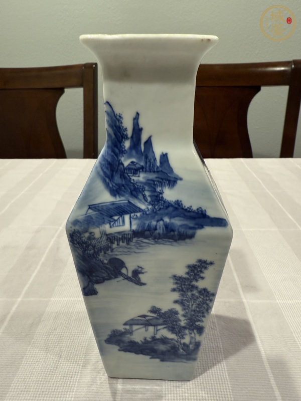 古玩陶瓷青花瓶真品鑒賞圖