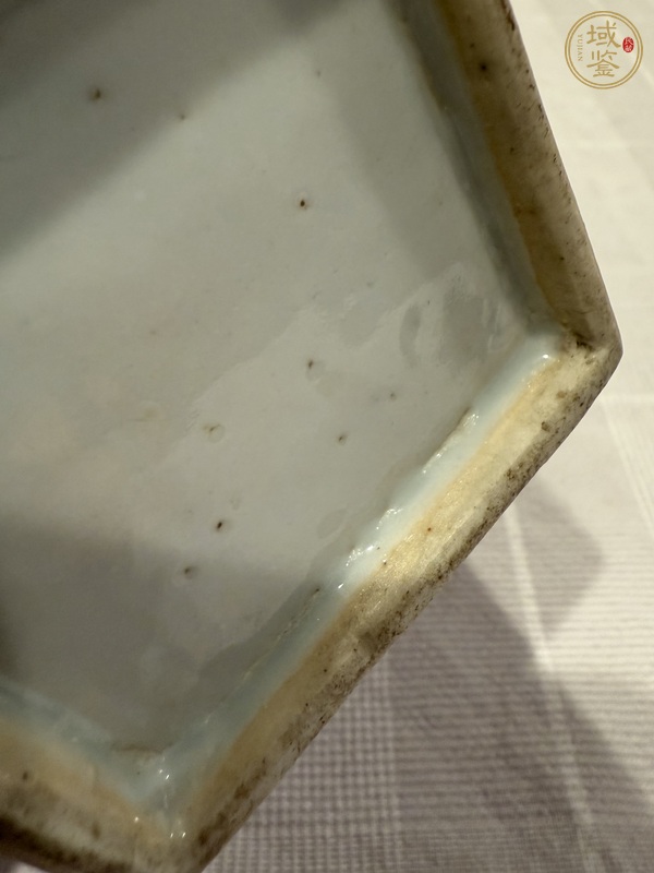古玩陶瓷青花瓶真品鑒賞圖