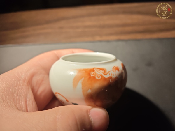 古玩陶瓷清晚期獅子繡球紋水盂真品鑒賞圖