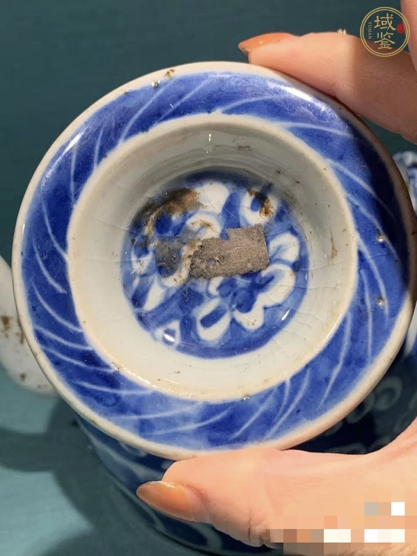 古玩陶瓷龍紋青花提梁壺真品鑒賞圖