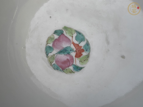 古玩陶瓷粉彩花卉碗真品鑒賞圖