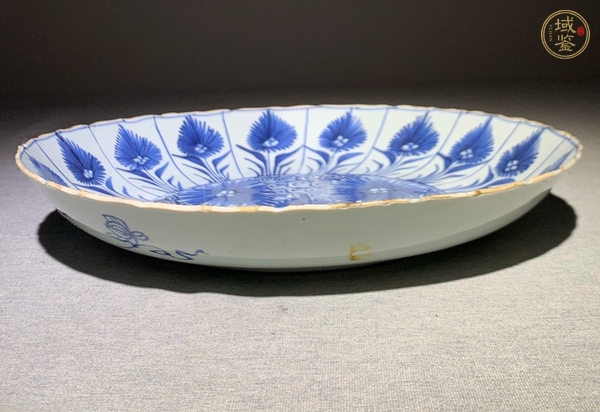 古玩花卉紋青花盤真品鑒賞圖