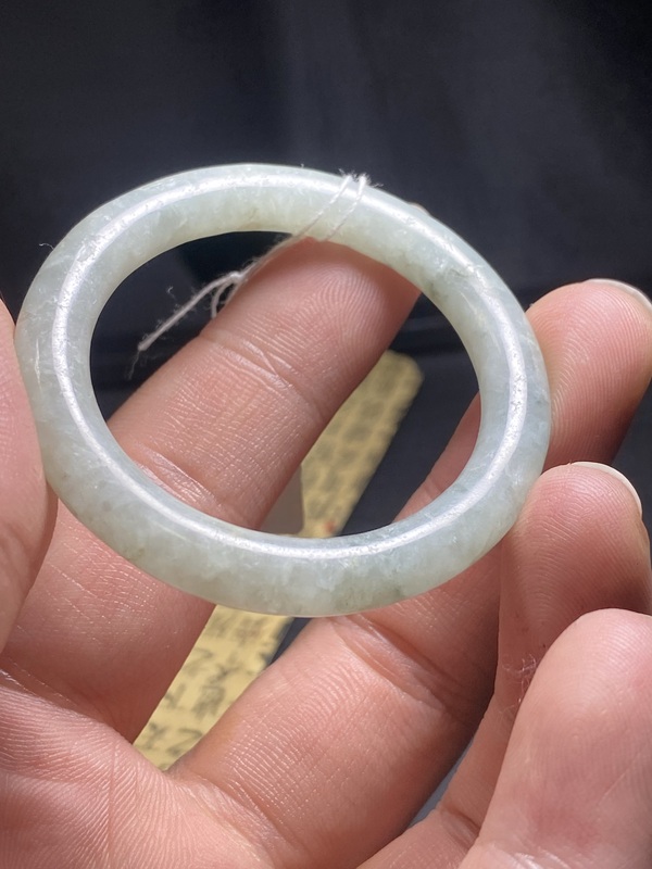 古玩玉器（放漏）清代天然翡翠“素紋環(huán)”拍賣，當(dāng)前價(jià)格1500元