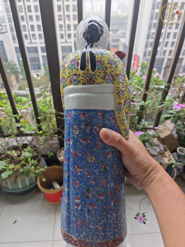 古玩陶瓷民國粉彩壽星造像真品鑒賞圖