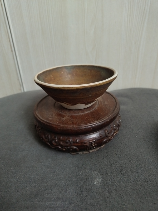 古玩轉賣贛州窯褐釉茶盞拍賣，當前價格0元