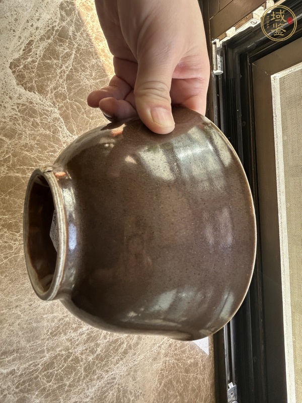 古玩陶瓷紫金釉碗真品鑒賞圖