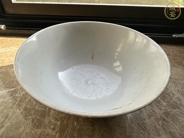 古玩陶瓷紫金釉碗真品鑒賞圖