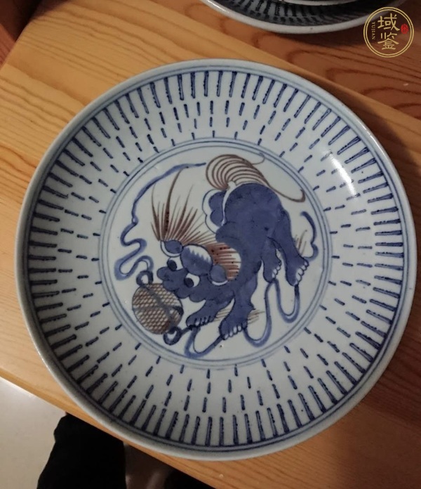 古玩陶瓷青花釉里紅盤真品鑒賞圖