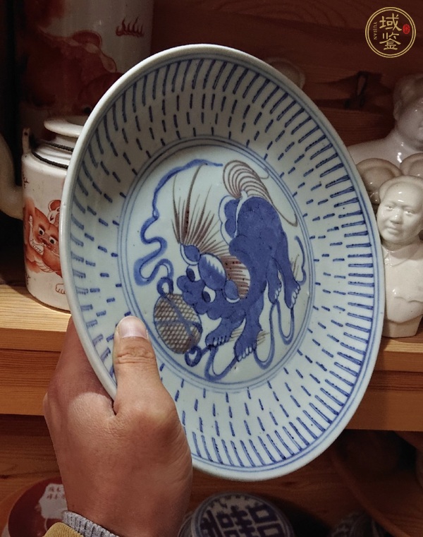 古玩陶瓷青花釉里紅盤真品鑒賞圖
