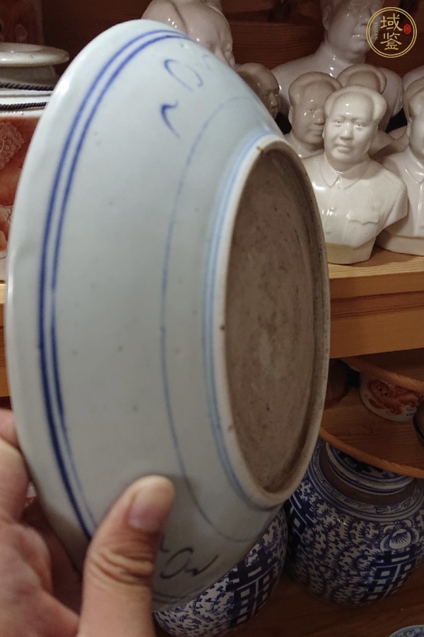 古玩陶瓷青花釉里紅盤真品鑒賞圖