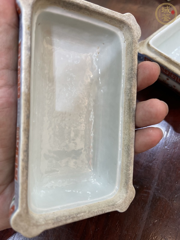 古玩陶瓷青花五彩龍紋蓋盒真品鑒賞圖
