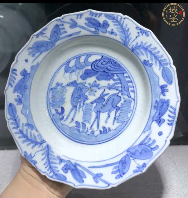 古玩陶瓷明萬歷青花鹿紋盤真品鑒賞圖