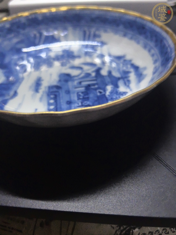 古玩陶瓷乾隆細路青花小盤真品鑒賞圖