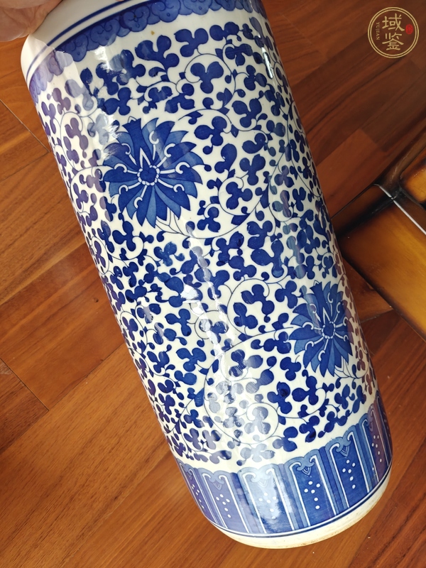 古玩陶瓷青花纏枝花卉紋箭筒真品鑒賞圖