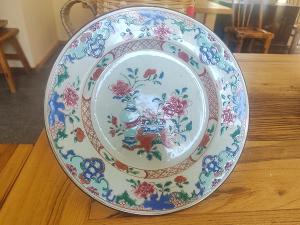 古玩轉賣博古花卉紋粉彩盤拍賣，當前價格688元