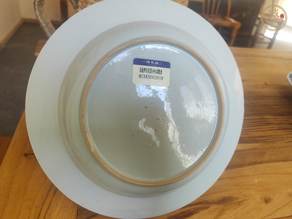 古玩陶瓷花卉紋青花盤真品鑒賞圖
