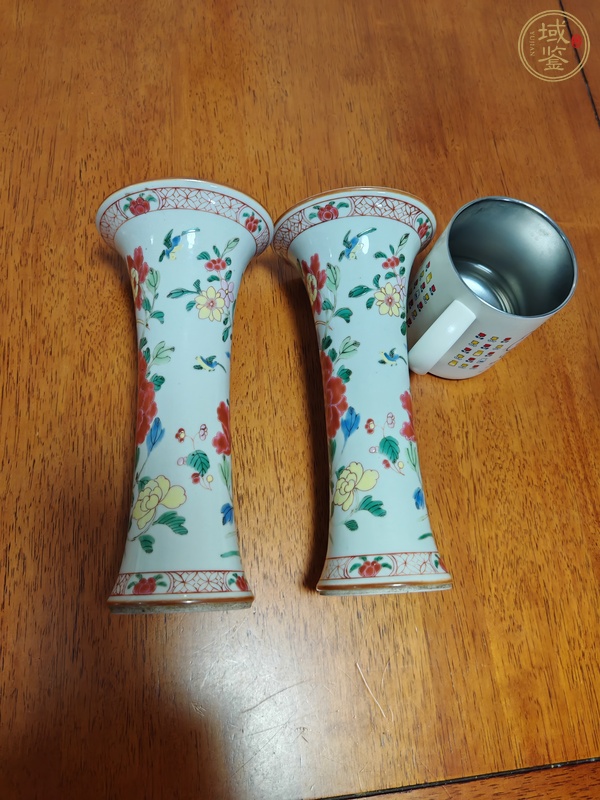 古玩陶瓷粉彩花觚真品鑒賞圖
