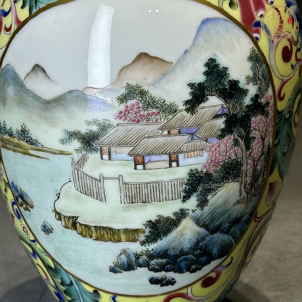 古玩陶瓷民國 粉彩瓶真品鑒賞圖