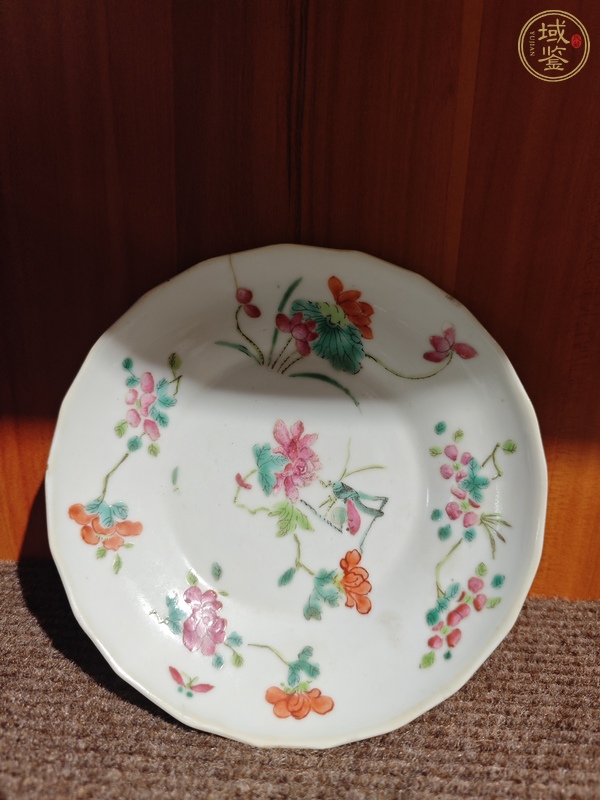 古玩陶瓷粉彩飛黃騰達花口蝶真品鑒賞圖