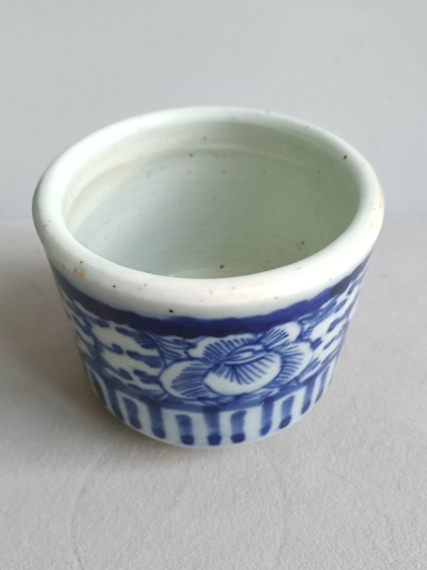 古玩陶瓷青花纏枝花紋香爐拍賣，當前價格1350元