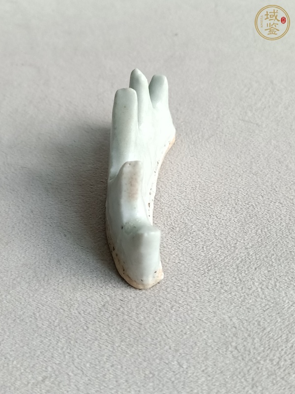 古玩陶瓷白釉山子筆架真品鑒賞圖