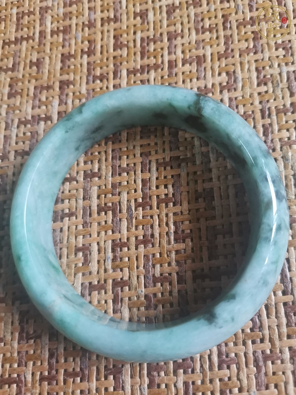古玩玉器天然翡翠手鐲真品鑒賞圖
