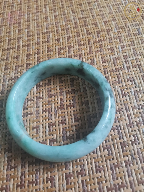 古玩玉器天然翡翠手鐲真品鑒賞圖