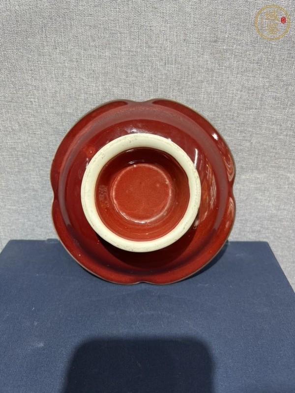 古玩陶瓷郎紅釉花口高足盤真品鑒賞圖