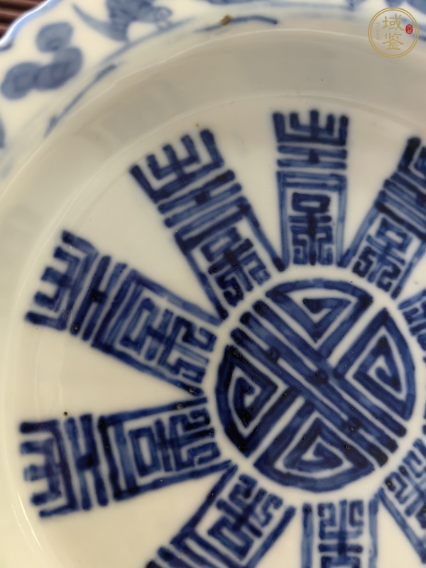 古玩陶瓷青花壽字紋供盤真品鑒賞圖