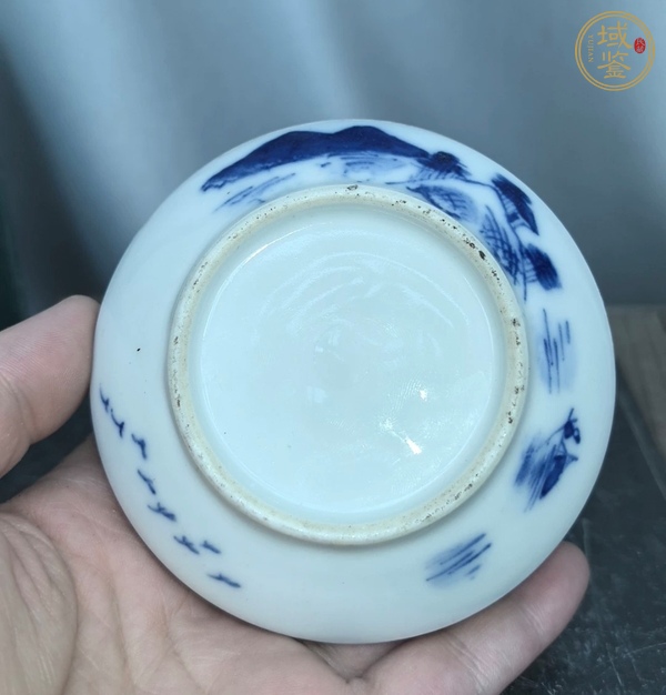 古玩陶瓷青花山水紋印盒真品鑒賞圖
