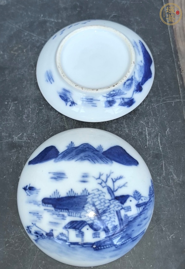 古玩陶瓷青花山水紋印盒真品鑒賞圖