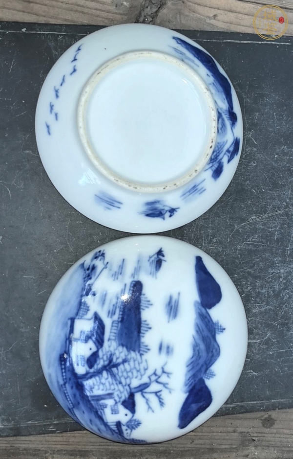 古玩陶瓷青花山水紋印盒真品鑒賞圖