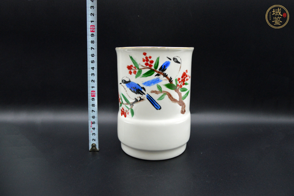 古玩陶瓷花鳥紋筆筒真品鑒賞圖